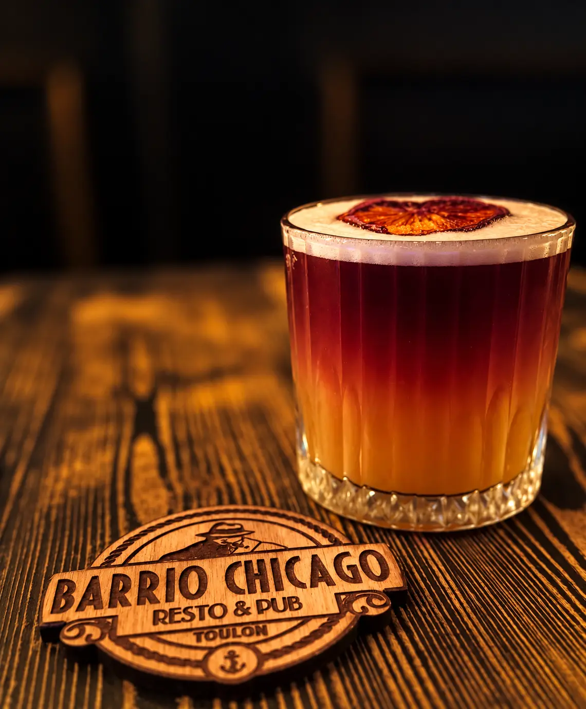 Cocktail signature et médaillon du Barrio Chicago